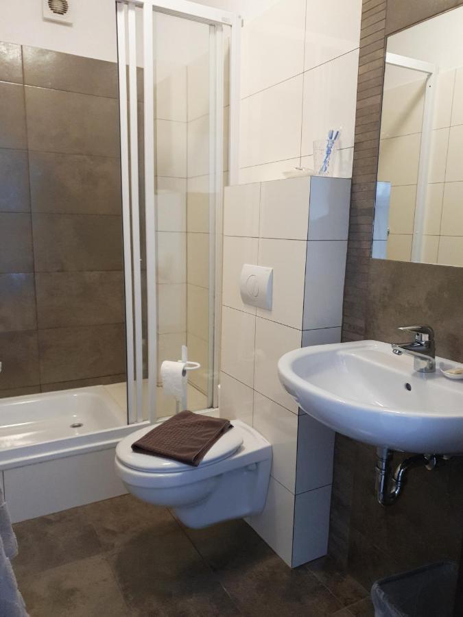 Ferienzimmer Ellisee, Kontaktloser Check-In Friedrichshafen Luaran gambar