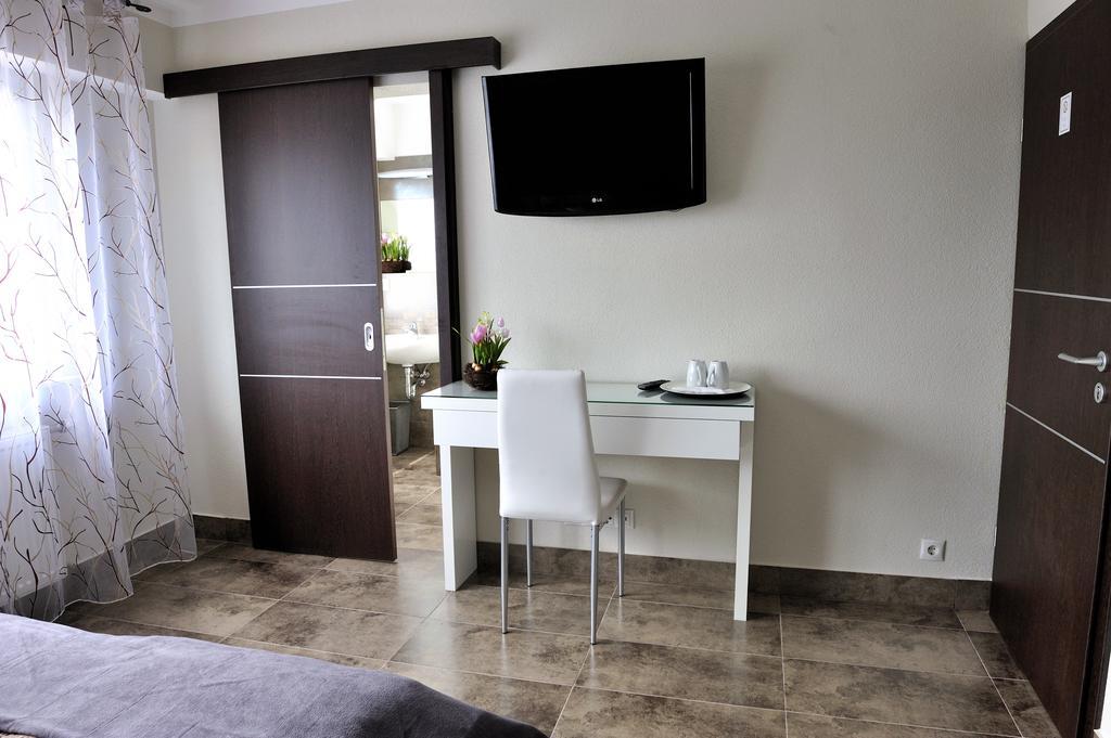 Ferienzimmer Ellisee, Kontaktloser Check-In Friedrichshafen Bilik gambar